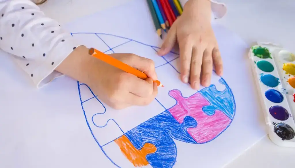 hands drawing heart